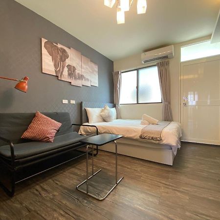 逢甲住宿 無接觸 自助入住 Taichung Extérieur photo
