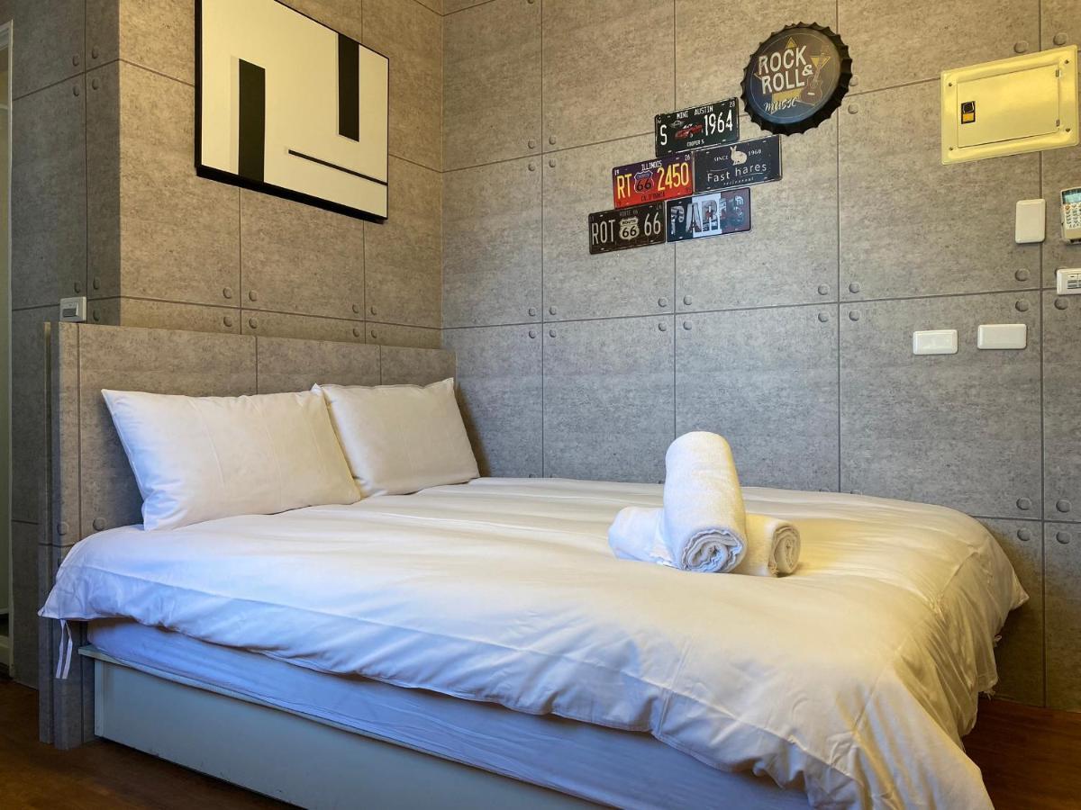 逢甲住宿 無接觸 自助入住 Taichung Extérieur photo